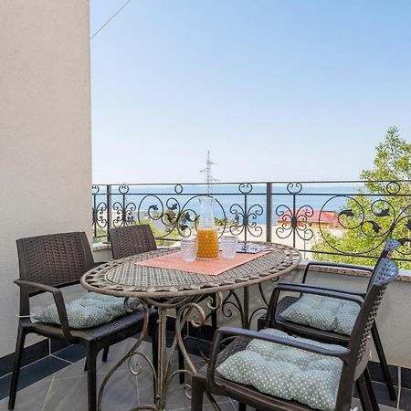 1 Bedroom Stunning Apartment In Μακάρσκα Εξωτερικό φωτογραφία