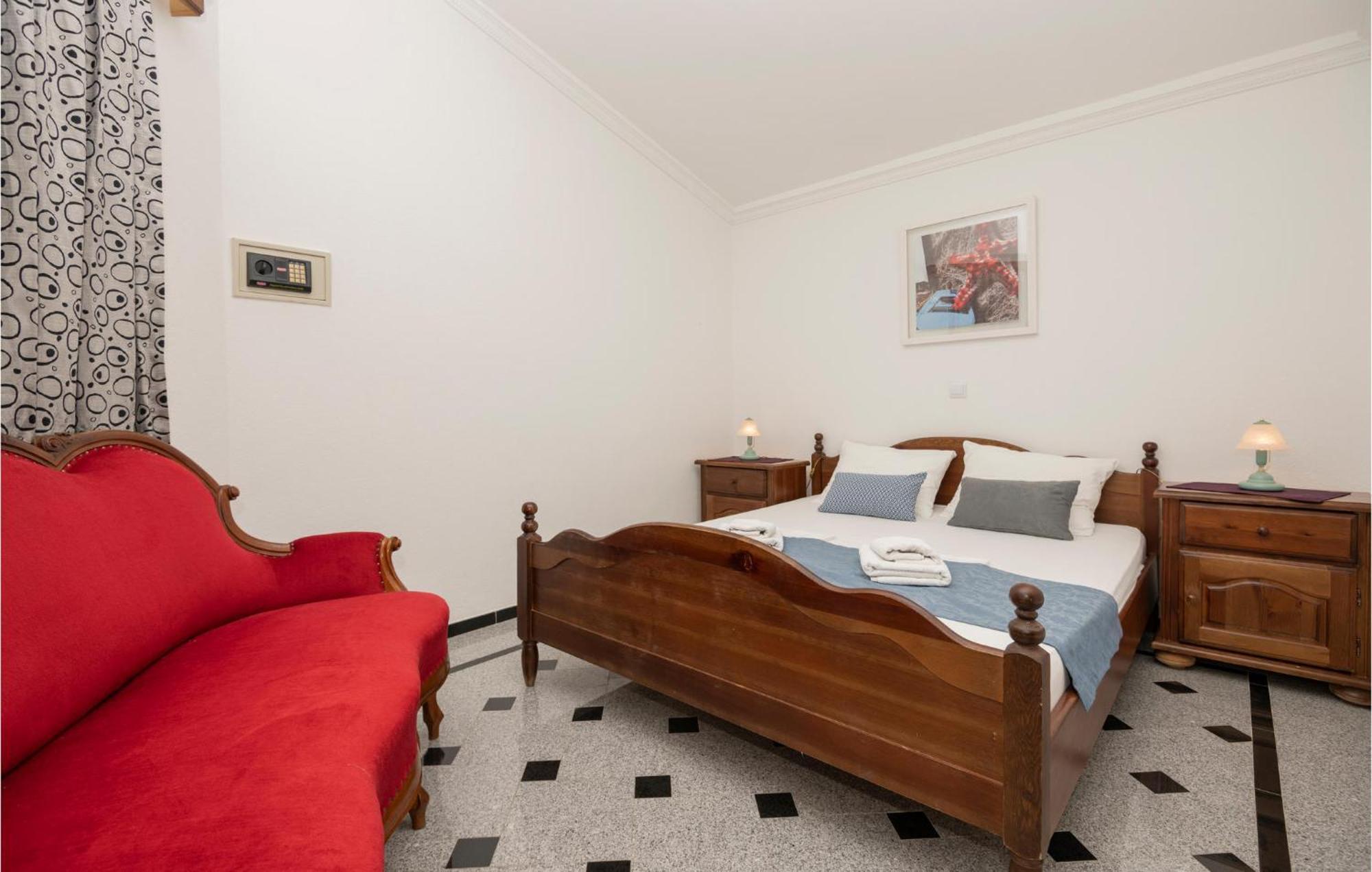 1 Bedroom Stunning Apartment In Μακάρσκα Εξωτερικό φωτογραφία