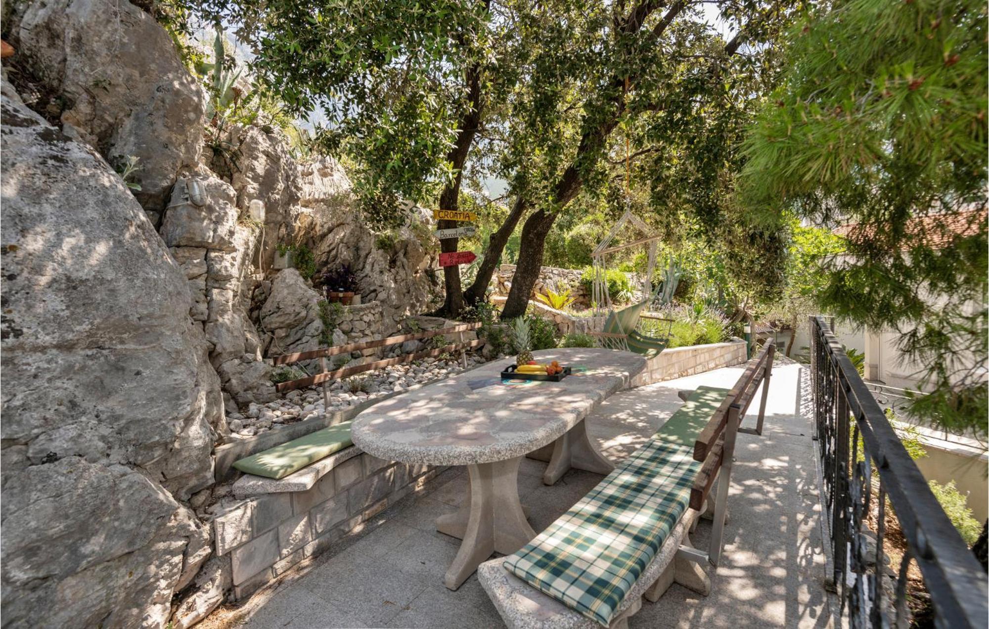 1 Bedroom Stunning Apartment In Μακάρσκα Εξωτερικό φωτογραφία