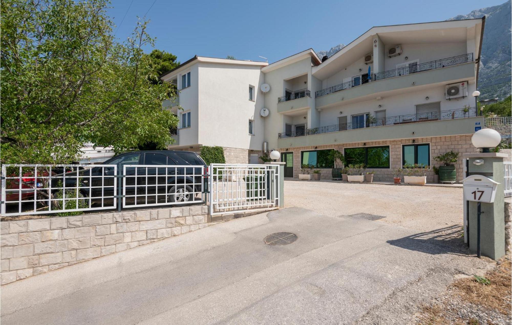1 Bedroom Stunning Apartment In Μακάρσκα Εξωτερικό φωτογραφία